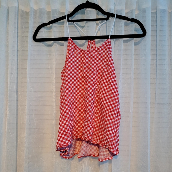 Red top - Picture 1 of 3